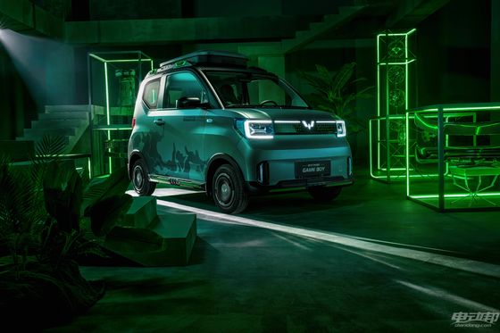 Wuling Hongguang GAMEBOY ميني Car Ev 200-300KM 3 أبواب 4 مقاعد