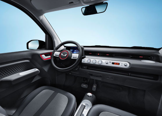 120-170 كم ميني EV سيارات Wuling Ev Car 3 أبواب 4 مقاعد حجم صغير