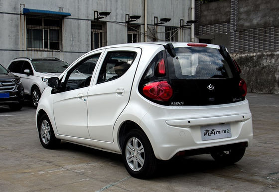 5 أبواب 5 مقاعد سيارة شانجان الكهربائية Changan Benben Ev 210-301km