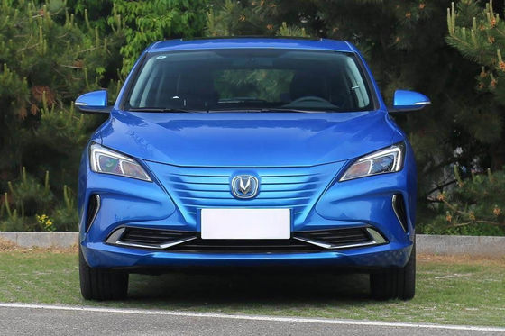 405KM Changan Eado ET نقي كهربائي المدمج Sedan Car المقصورة المريحة