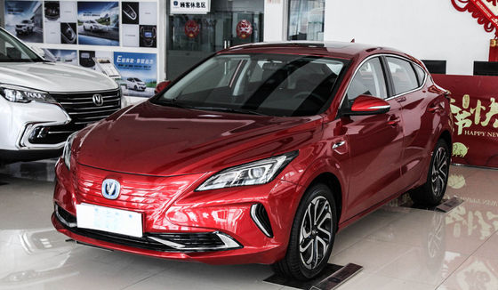 405KM Changan Eado ET نقي كهربائي المدمج Sedan Car المقصورة المريحة