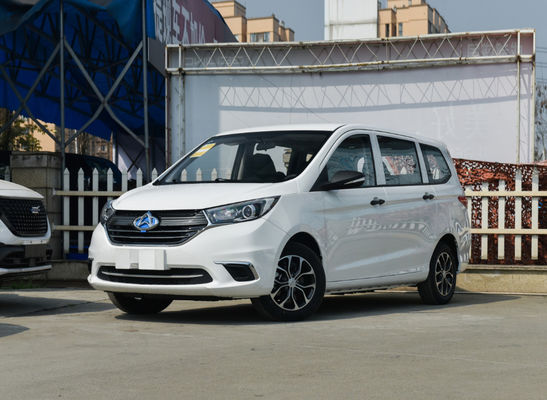 قيادة سلسة MPV كهربائي Car 402KM Changan Auchan A600ev 5 مقاعد