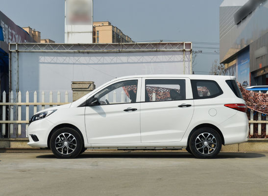 قيادة سلسة MPV كهربائي Car 402KM Changan Auchan A600ev 5 مقاعد
