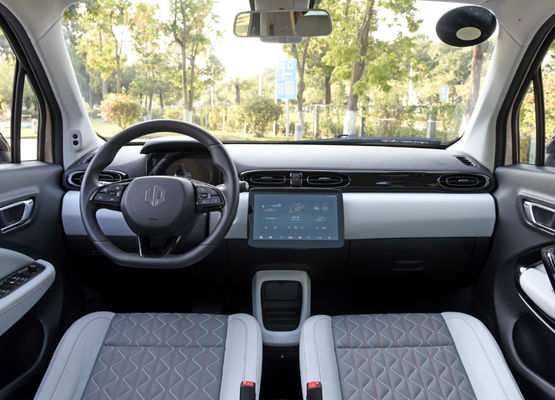 5 أبواب 4 مقاعد Leap Motor T03 ميني Car 403KM 0.6H Quick Charge
