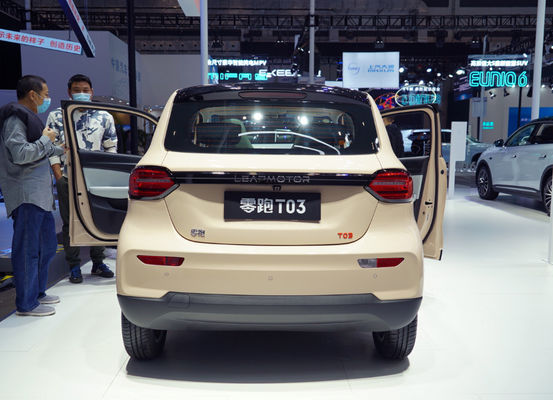 5 أبواب 4 مقاعد Leap Motor T03 ميني Car 403KM 0.6H Quick Charge
