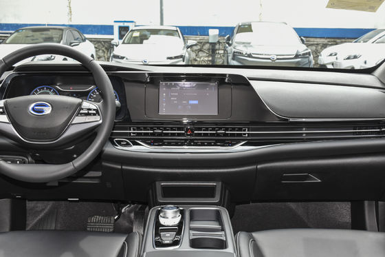 4 أبواب 5 مقاعد سيارة كهربائية AION 410KM-510KM Gac AION S Ev