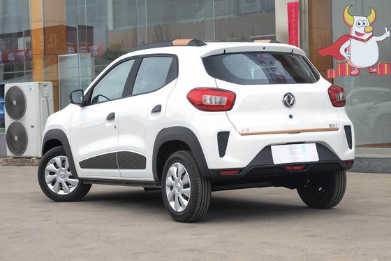 5 أبواب 4 مقاعد Dongfeng Motor كهربائي Vehicle 330KM Dongfeng Fengshen Ex1