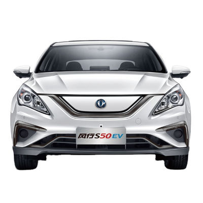 Fengxing S50 Dongfeng Motor كهربائي Vehicle 415KM المدمج 4 Doors 5 Seats