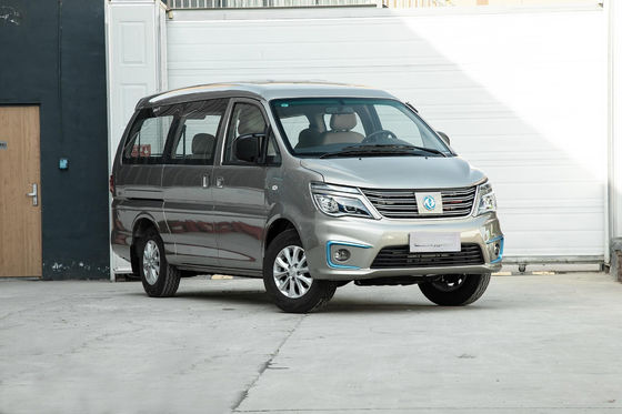 مسافة قيادة طويلة 400 كم سيارة Dongfeng M5ev Mpv Ev مع 4 أبواب 5-9 مقاعد