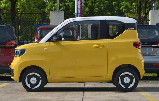 نقي كهربائي Gm Wuling ميني EV 120-170KM الحجم الصغير Easy Park
