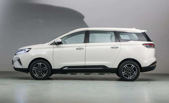 Dayun Zhiyuan M1 MPV Electric Car 2022450-550KM مع 5 أبواب 7 مقاعد