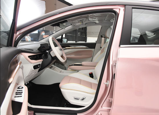 Geometry M6 Geely كهربائي Car Geely Ev Suv 400-550KM 0.5h شحن سريع
