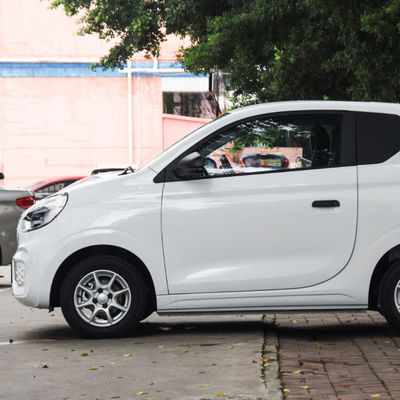 3 أبواب 4 مقاعد SAIC Motor كهربائي Car SAIC Roewe CLEVER 311KM