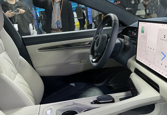 5 أبواب 5 مقاعد سيارة جيلي الكهربائية Zeekr 001 EV طويلة المدى 546-1032KM