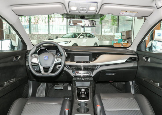 Changan Eado EV460 Sedan كهربائي Car 2022 معيار معيار 365-405KM